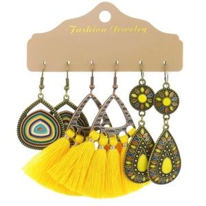 3 pairs of fashion jewelry earrings